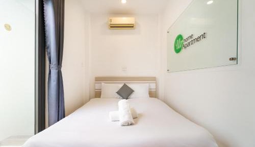 Deluxe Room (2 Adults + 1 Child)