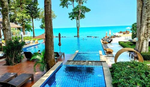 Seaside Deluxe Room with Bathtub