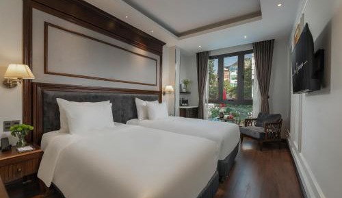 Deluxe Suite
