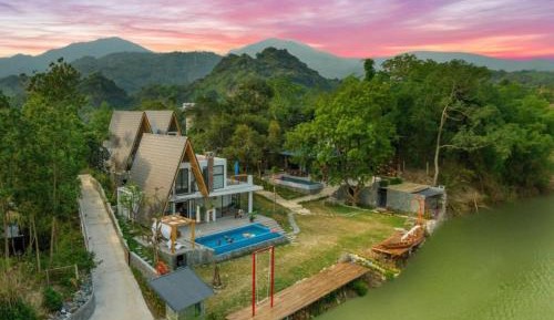 Deluxe Villa