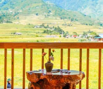 Single Room with Mountain View