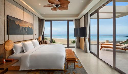 One-Bedroom Suite with Ocean View