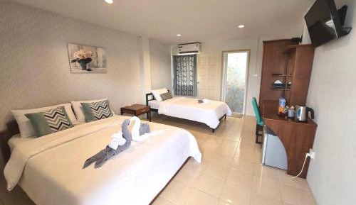 Standard Twin Room