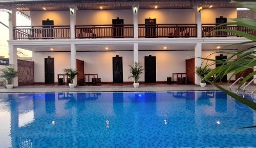 Triple Room with Pool View