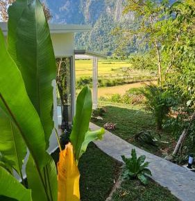 Bungalow with Patio