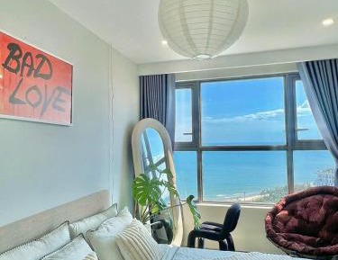 Three-Bedroom Apartment with Ocean View