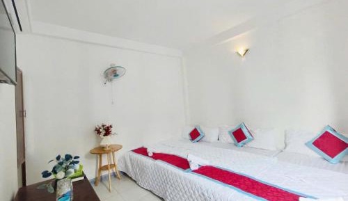 Quadruple Room with Balcony