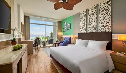 Premier Double Room with Lake View
