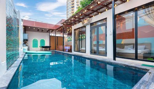 Villa - Beach Front