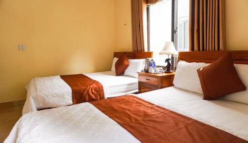 Deluxe Double or Twin Room with Mountain View