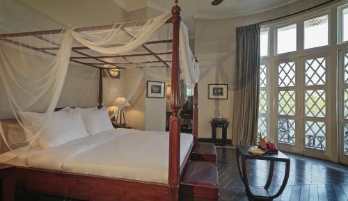 Colonial Junior Suite
