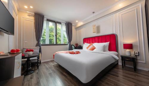 Suite with City View
