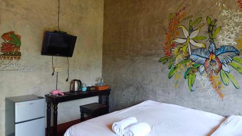 Suite with Garden View