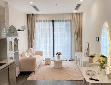 One-Bedroom Apartment with Balcony