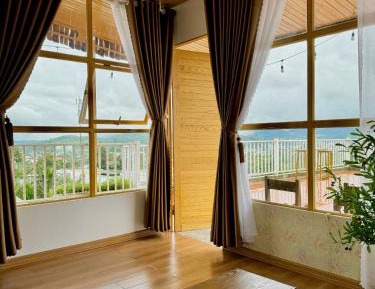 Double Room with Mountain View
