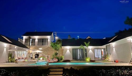 Moon Lake Full Villa 6 Bed Rooms