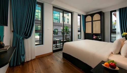 King Room with Balcony