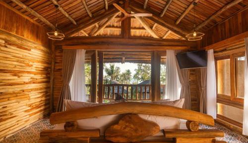 Premium Bungalow with Balcony