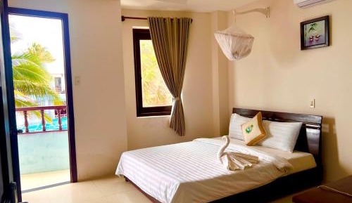 Standard Queen Room