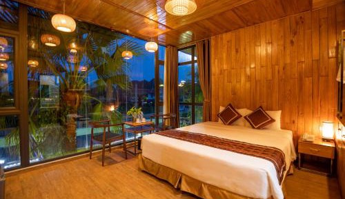 Double Room with Pool View