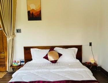 King Room with Pool View