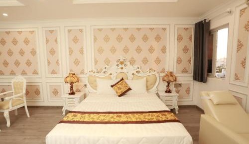 Suite with City View