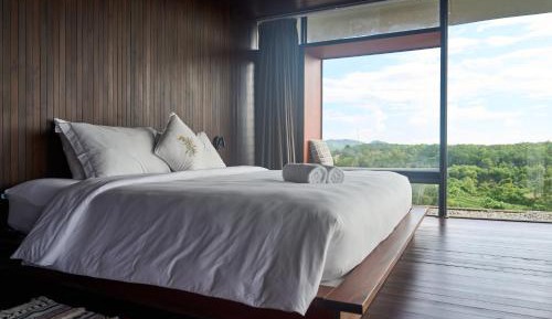 Junior Suite with Mountain View