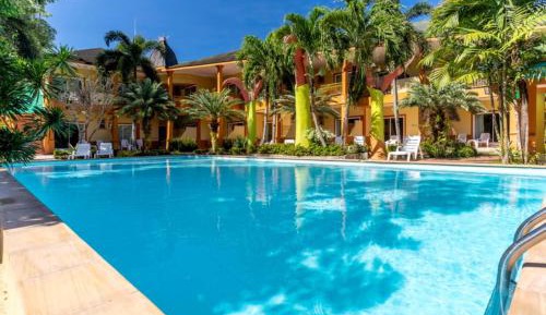 Superior Double Room with Pool View
