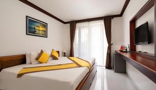 Deluxe Double or Twin Room with River View