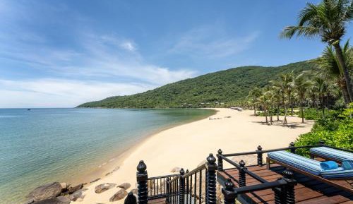 One-Bedroom Seaside Villa