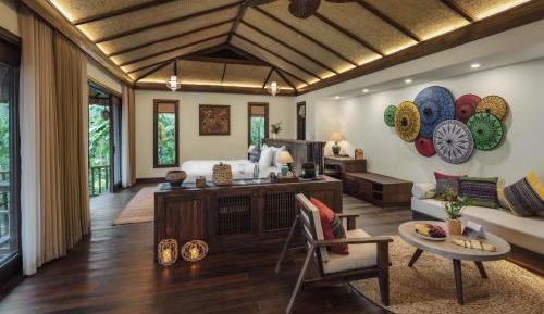 King Suite with Balcony