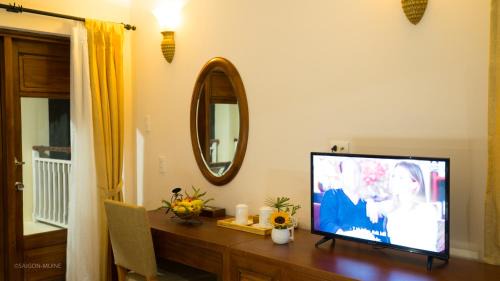 Superior Double or Twin Room with Garden View