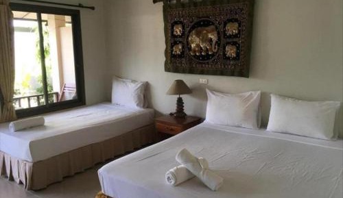 Fan Triple Room