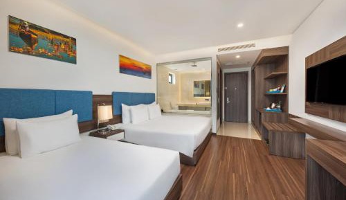 Triple Room with City View