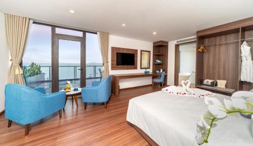 Suite with Terrace - Ocean Front View