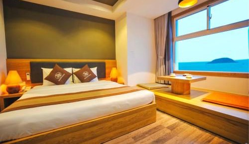 Deluxe Double Room with Sea View