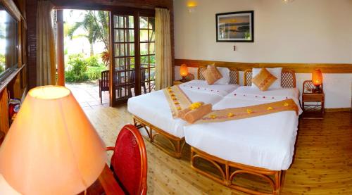 Bungalow with Sea View - Free Mini-bar in Room