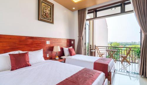 Triple Room with Balcony