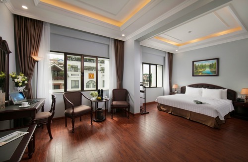 Hai Ba Trung Hotel | Halais Hotel