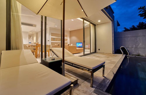 Ngu Hanh Son Villa | Modern 4 BR villa-golf view for family