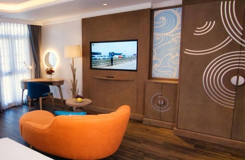 Cat Hai Hotel | The Moon Boutique Hotel Cat Ba