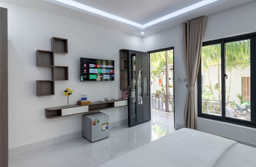 Cua Lap House | Coastal Village PQ