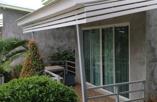 Khlong Khut Hotel | Chao Khun Resort