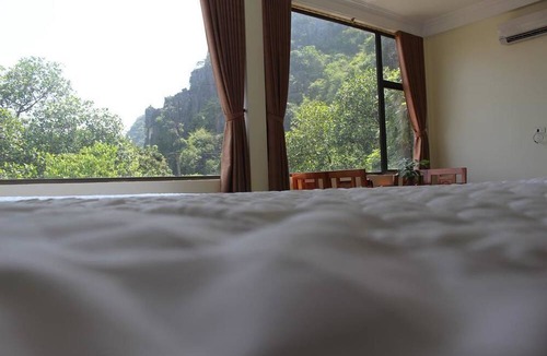 Hoa Lu Hotel | Sierra Homestay