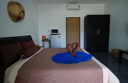 Ban Saiyuan Hotel | Lotus Bleu Resort & Restaurant