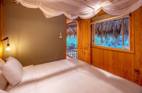 Nam Cang Cabin | Topas Riverside Lodge