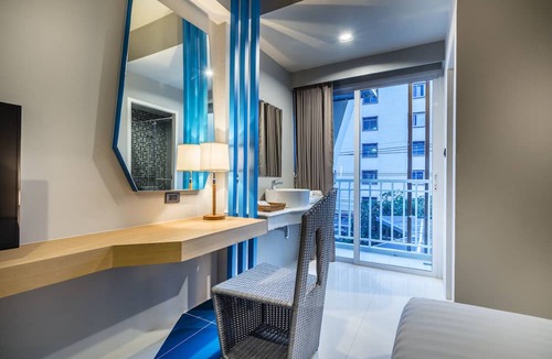 Phlabphla Hotel | Atelier Suites