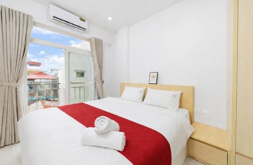 Cong Vi Hotel | Collection O Ba Dinh - Japanese Town