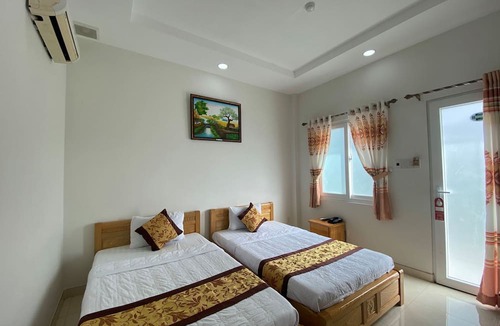 Giong Trom Hotel | Hung Long Hotel