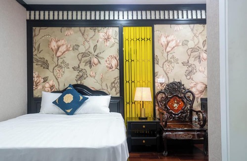 Long Bien Hotel | The Dahlia Hotel